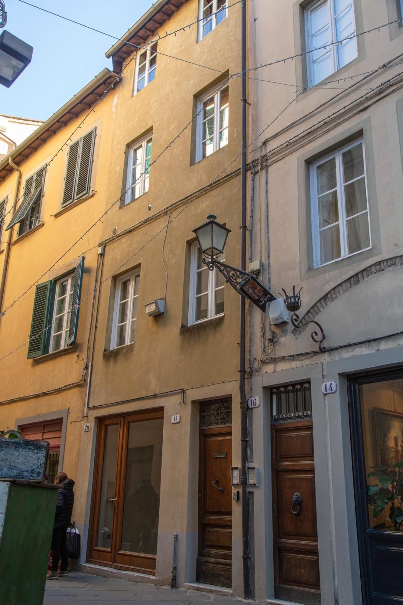 Nido Sui Tetti Di Lucca, Romantico E Centralissimo ภายนอก รูปภาพ